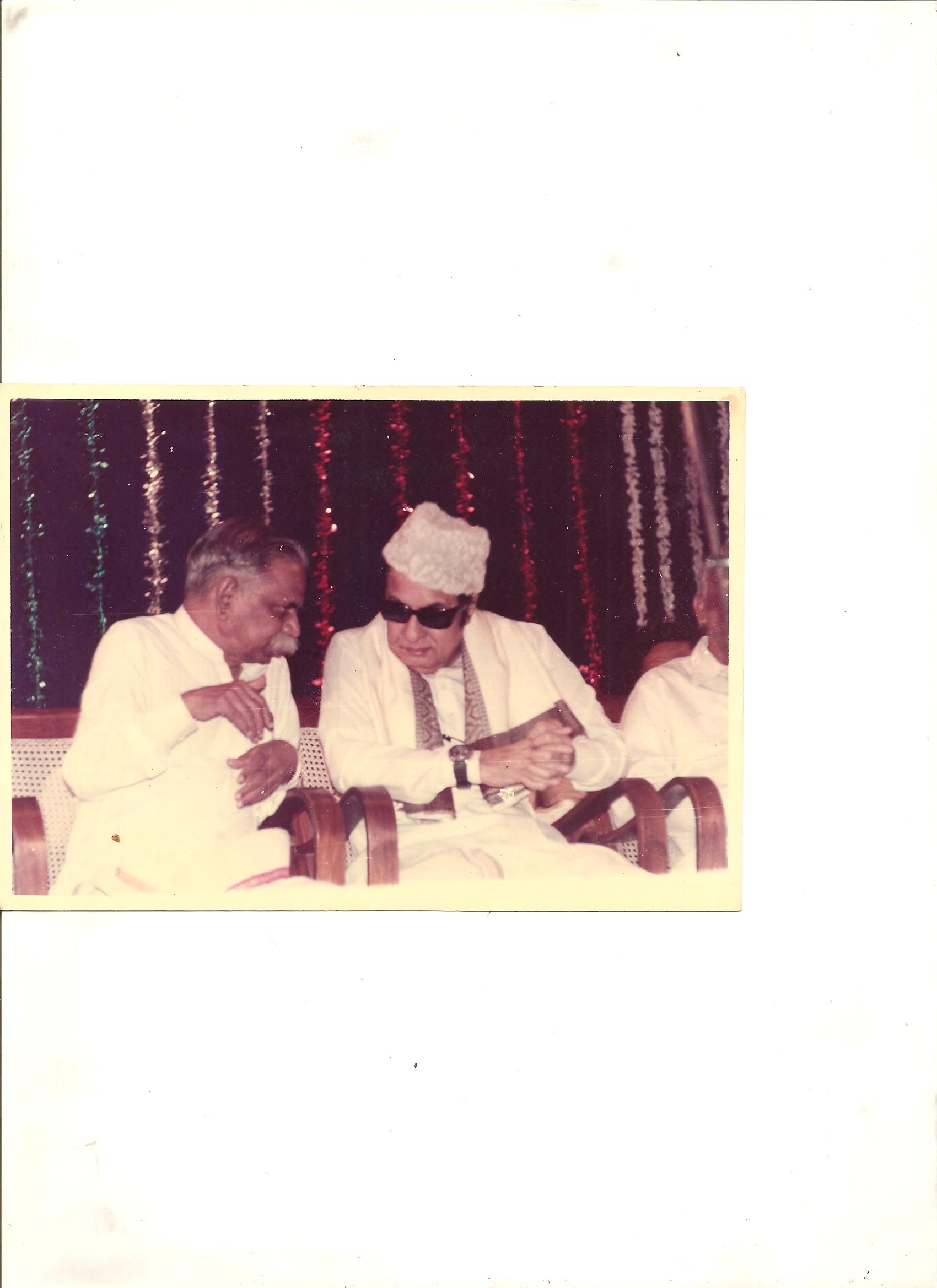 தலைவர்களுடன் புகைப்படம்